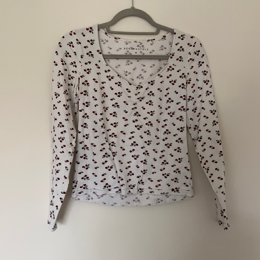 Aeropostale Floral Rose Long Sleeve.